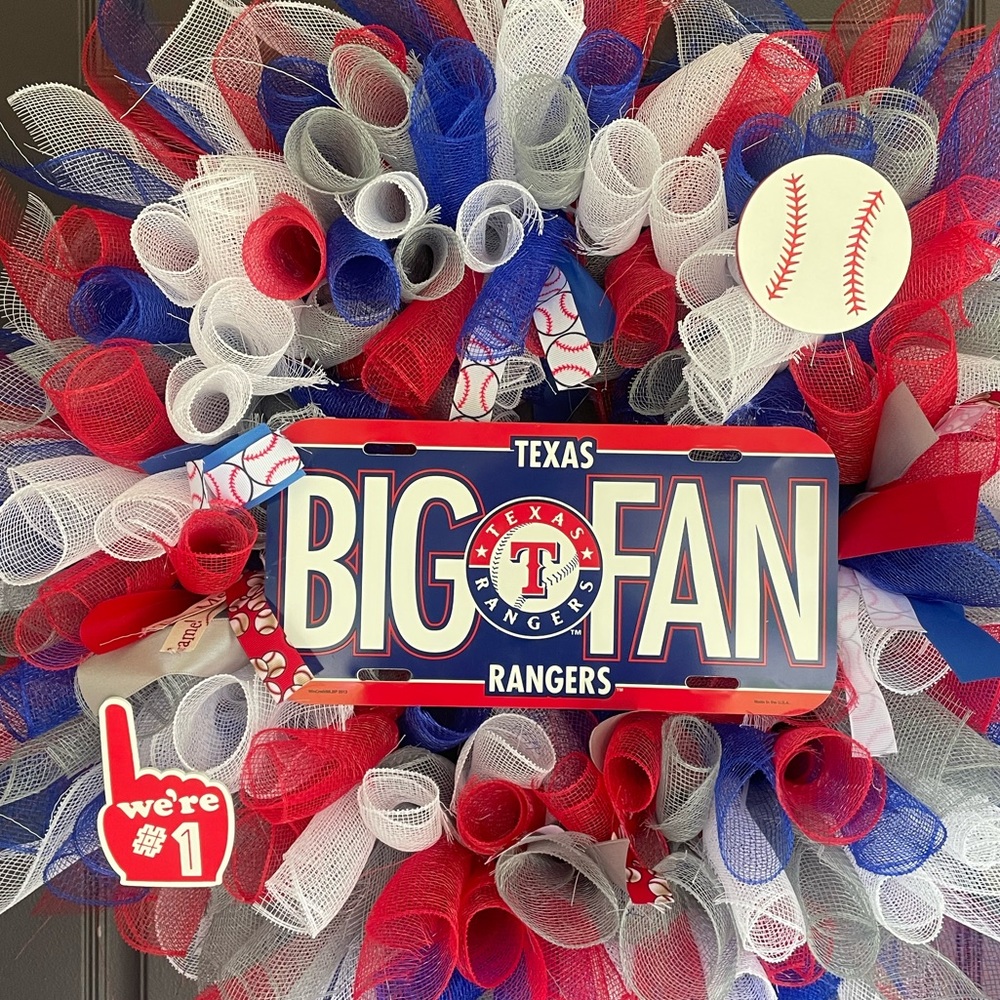 Texas Rangers wreath - Picture 2 of 3